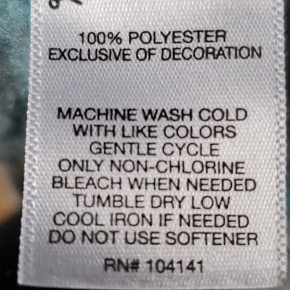 Super comfy soft, soft hooded sweater, like new - Picture 8 of 8